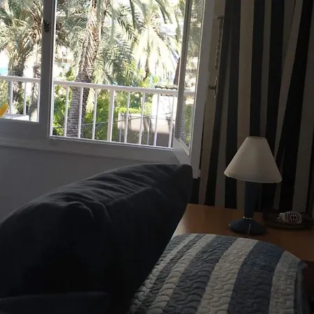 Falcon Apartment *