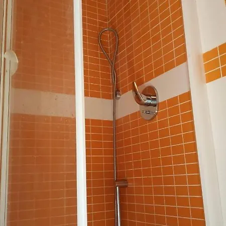 Falcon Apartment